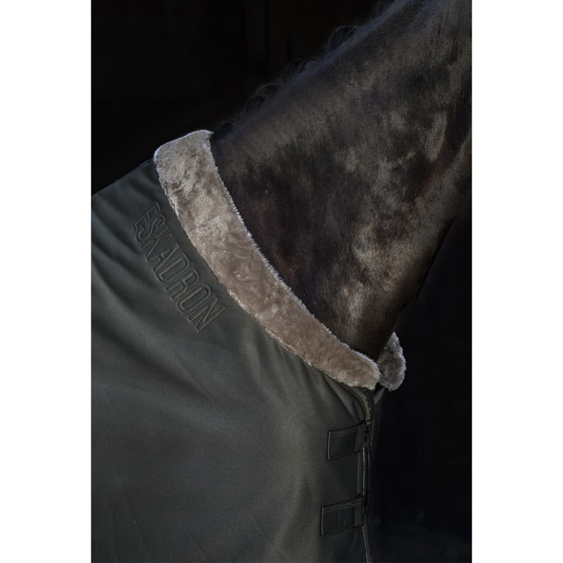 Eskadron Jersey Faux Fur Sweat Rug Essence AW22 - Dark Olive-1