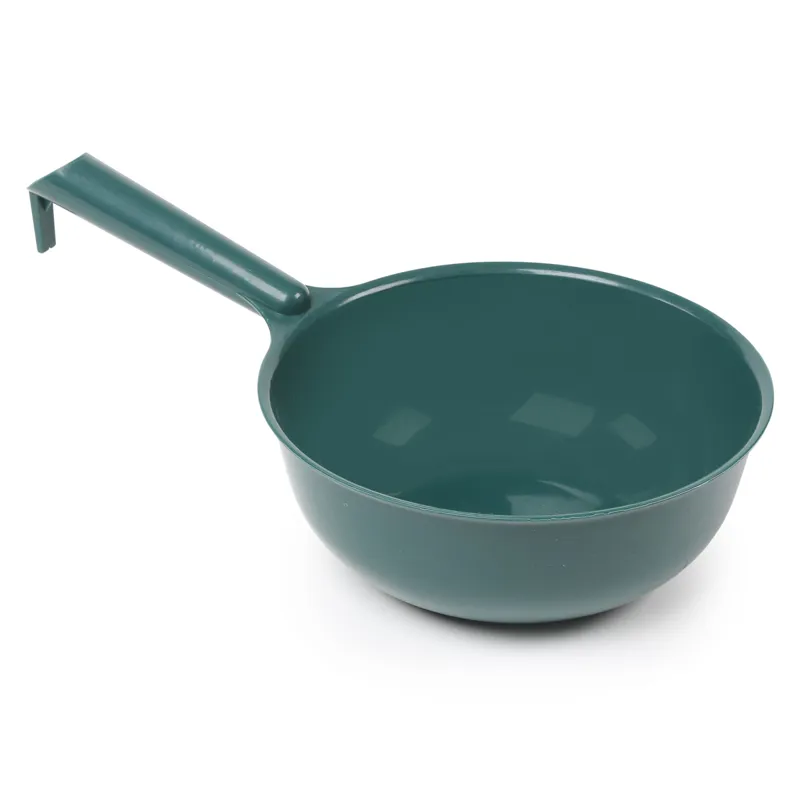 Shires EZI-KIT Corn Scoop - Dark Green