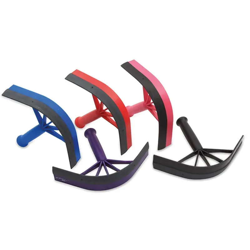 Shires Plastic Sweat Scraper