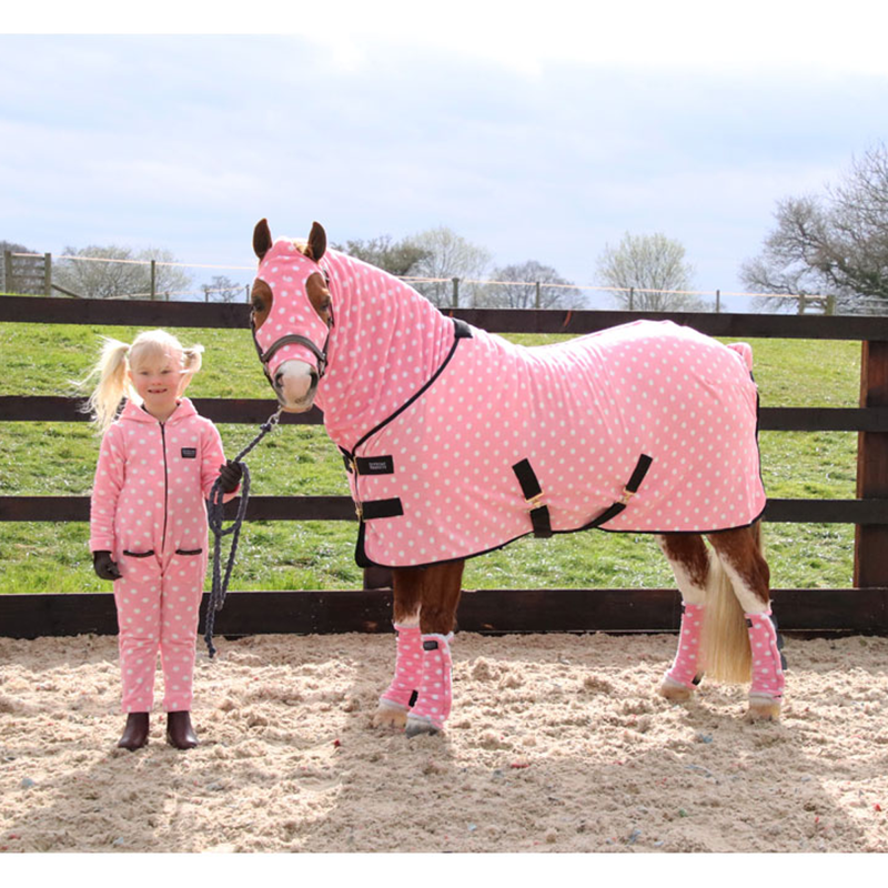 Supreme Products Dotty Fleece Rug - Pretty Pink-1