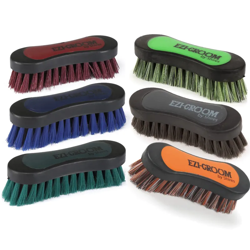 Shires EZI-GROOM Grip Face Brush