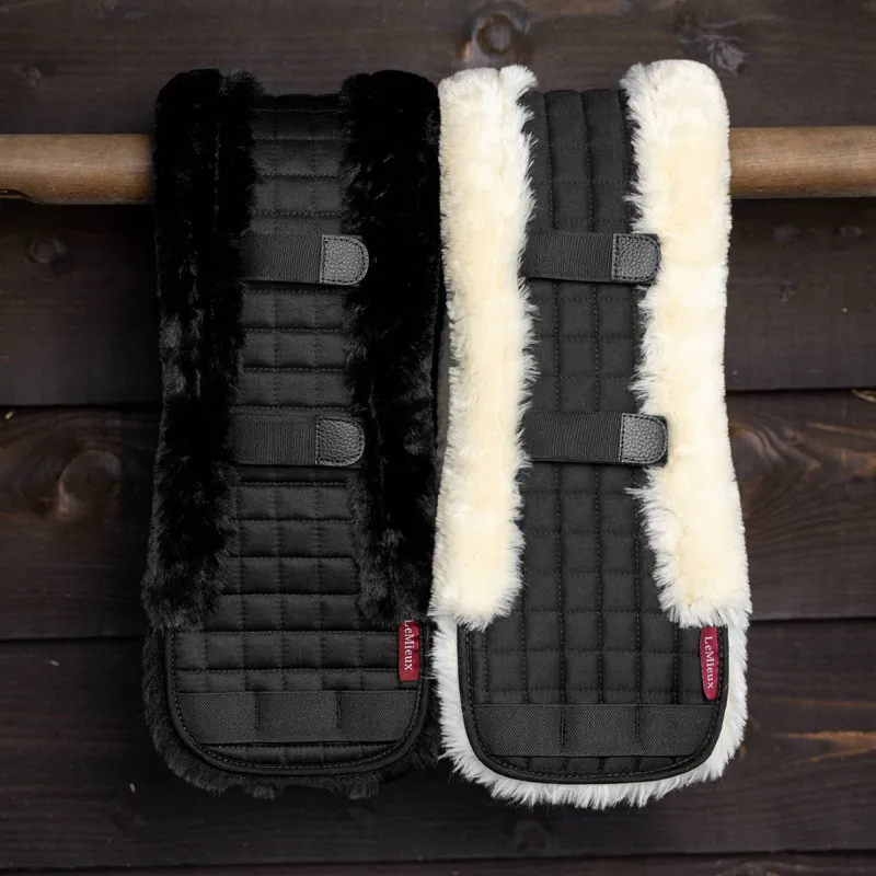 LeMieux Simuwool Dressage Girth Cover - Natural