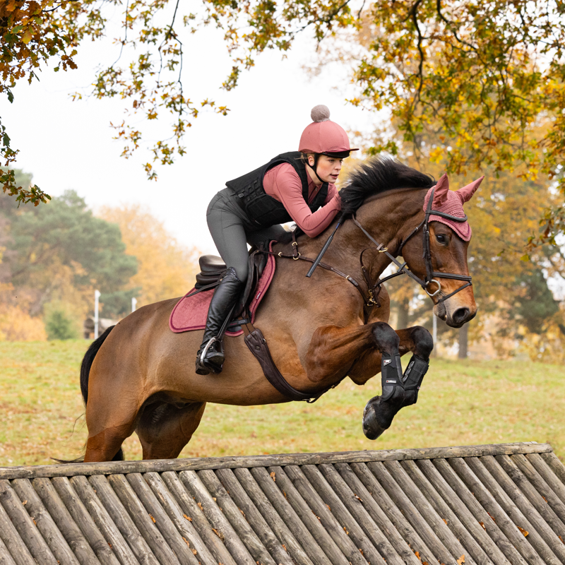 LeMieux Suede Close Contact Square - Orchid-4