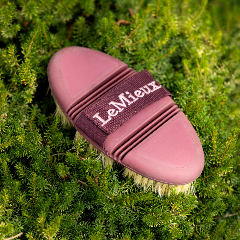 LeMieux Flexi Scrubbing Brush - Orchid-3