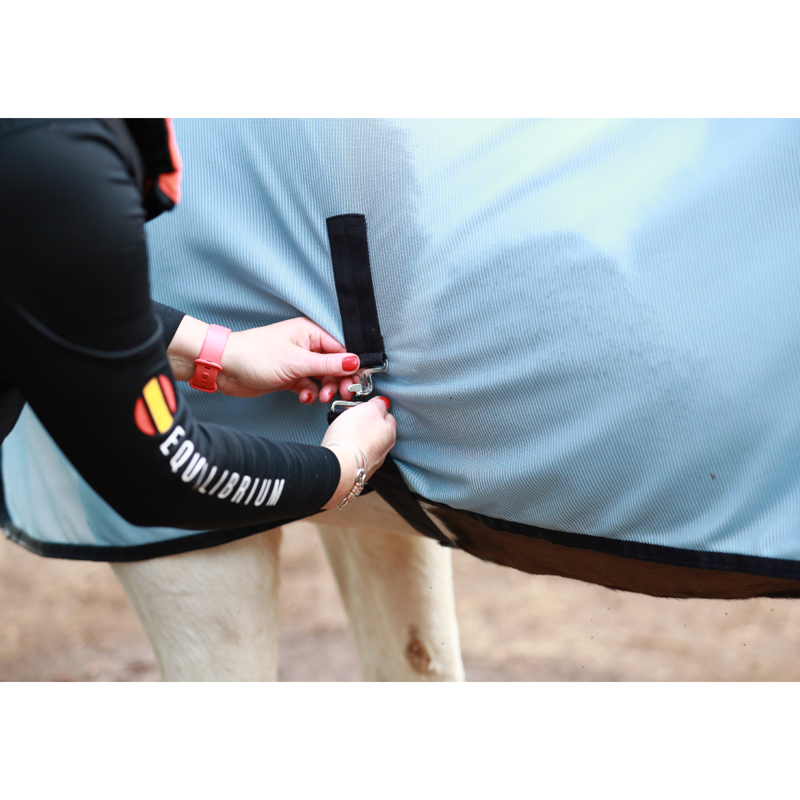 Equilibrium Quick Chill Cool Rug - Light Blue-5