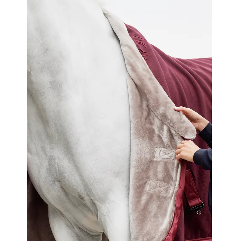 Eskadron 3D Fleece Faux Fur Sweat Rug Classic Sports AW21 - Rustic Red -3