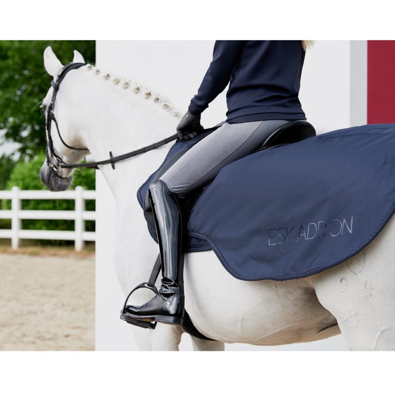 Eskadron Faux Fur Exercise Sheet Classic Sports AW21 - Dark Navy -3