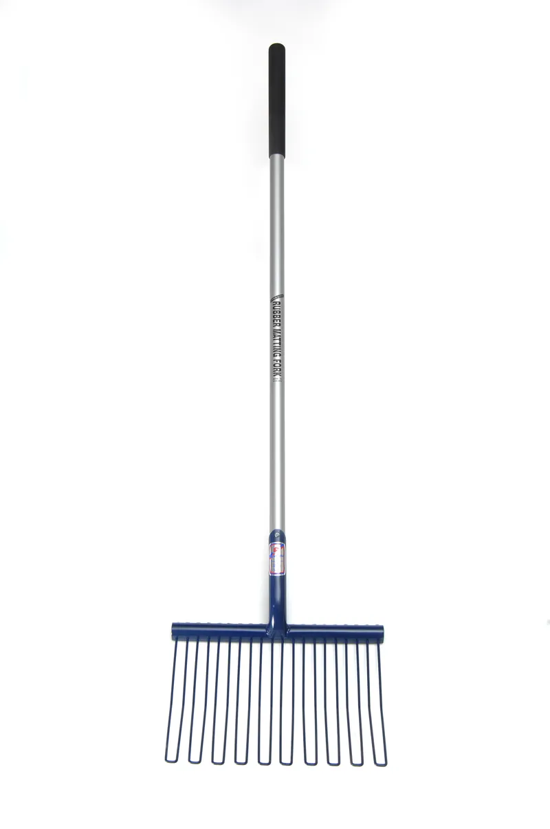 Fynalite Long Aluminium Handle Rubber Matting Fork