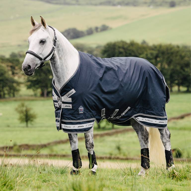 LeMieux Arika Featherweight Rug 0g - Navy-1