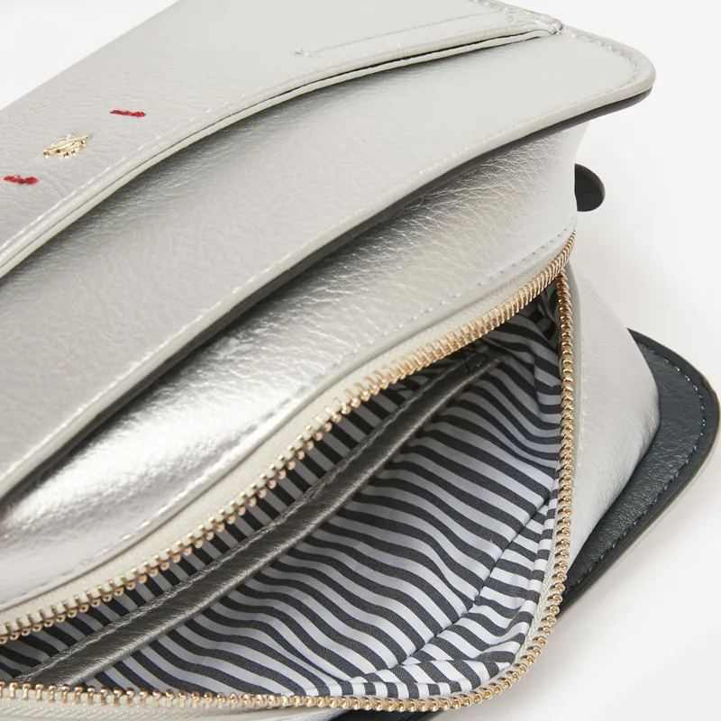 Joules Zia Vegan Pu Camera Bag - Silver-2