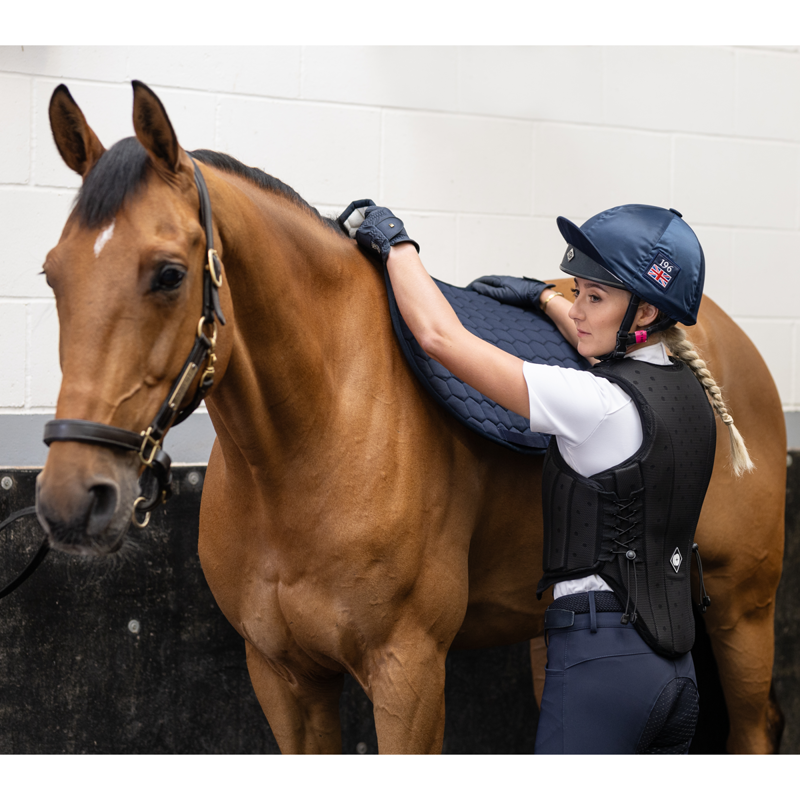 Charles Owen Adults Kontor Body Protector - Black-12