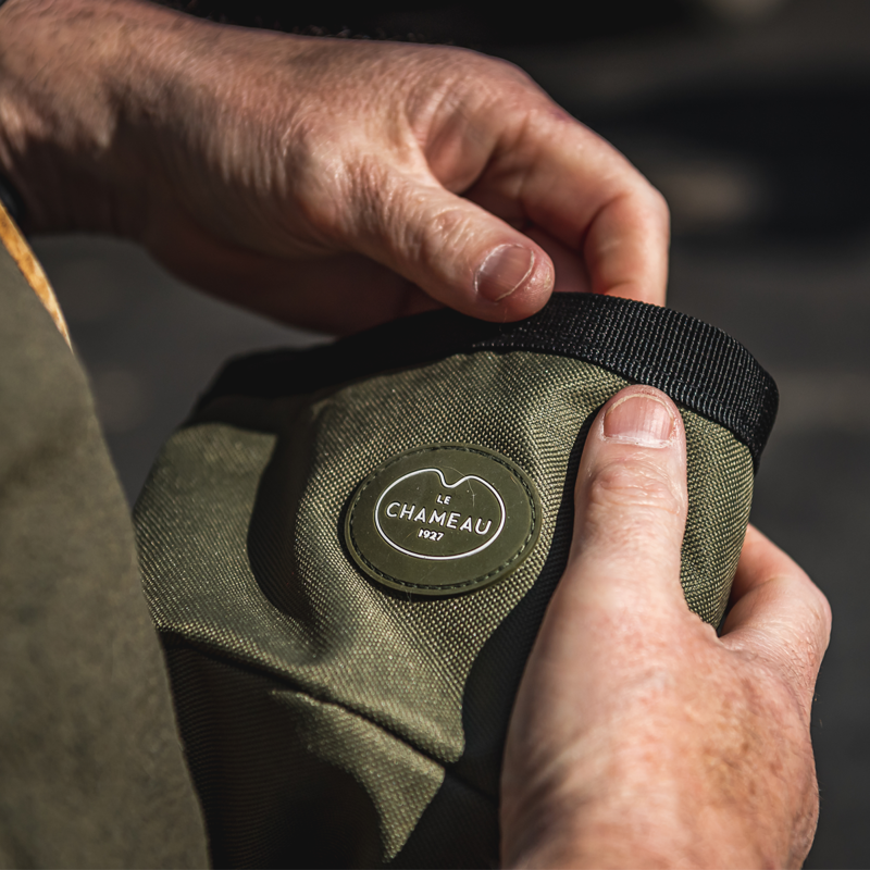 Le Chameau Portable Dog Bowl - Vert Chameau-3