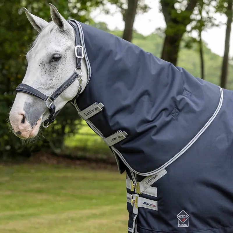 LeMieux Arika Storm-Tek 100g Detachable Neck Turnout Rug - Navy-5