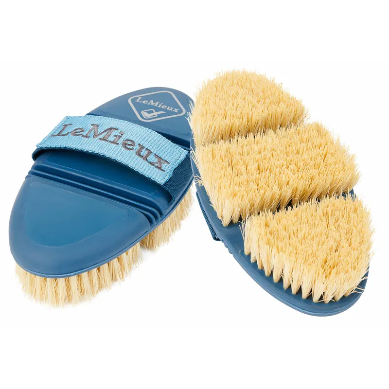 LeMieux Flexi Scrubbing Brush - Marine