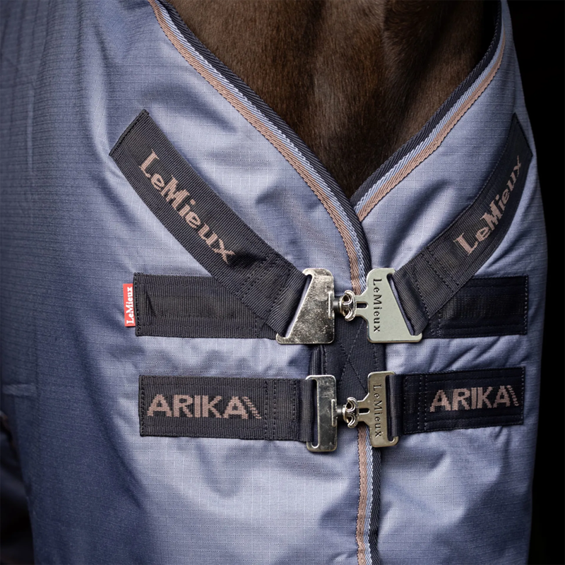 LeMieux Arika 600D Ripstop 50g Turnout Rug - Jay Blue-2