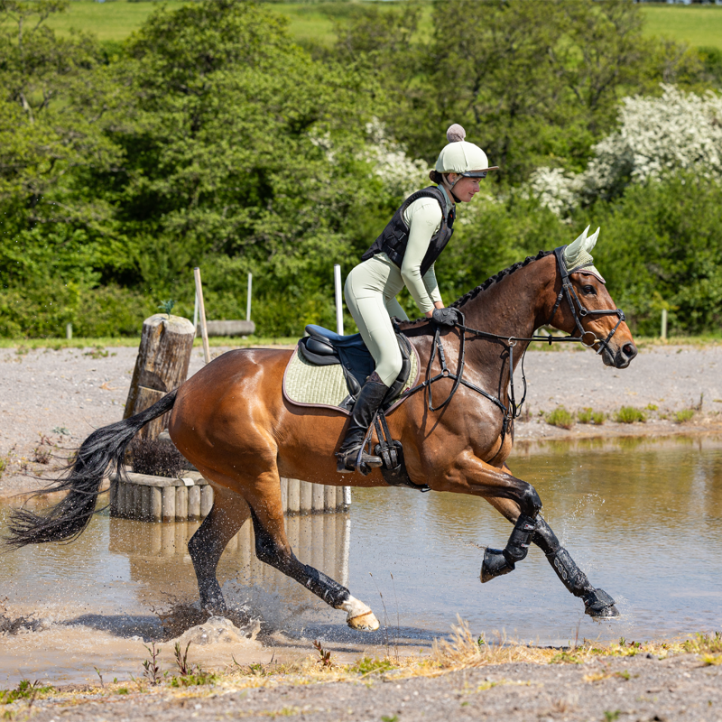 LeMieux Suede Close Contact Square - Fern-5