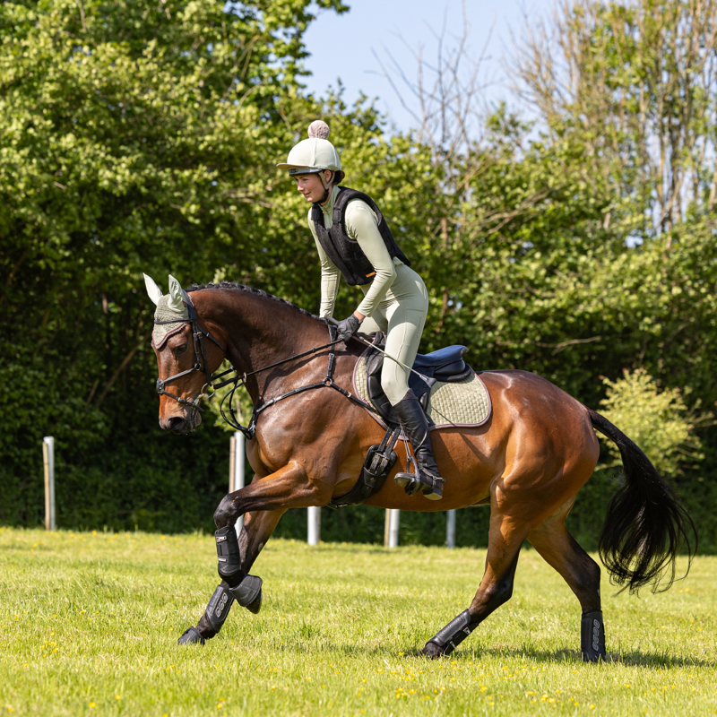 LeMieux Suede Close Contact Square - Fern-4