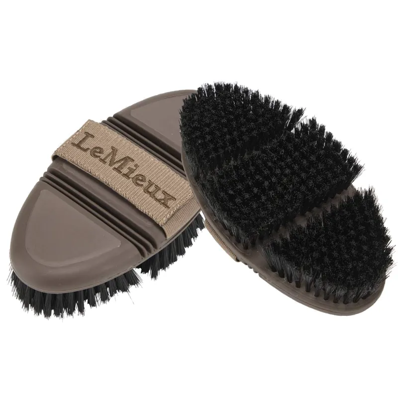 LeMieux Flexi Soft Body Brush - Walnut