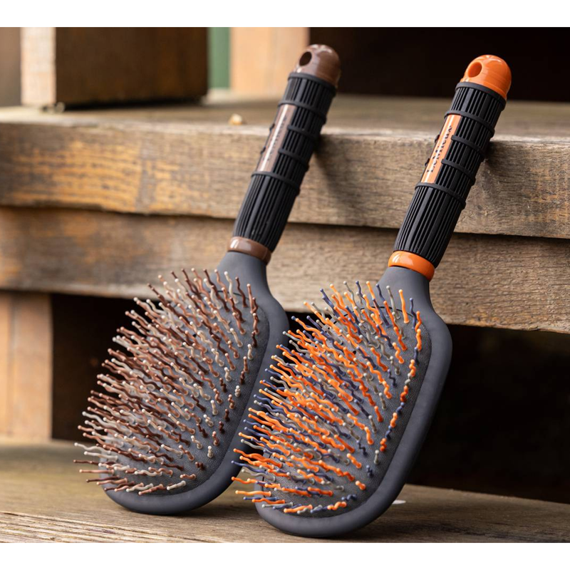 LeMieux Tangle Tidy - Walnut-3