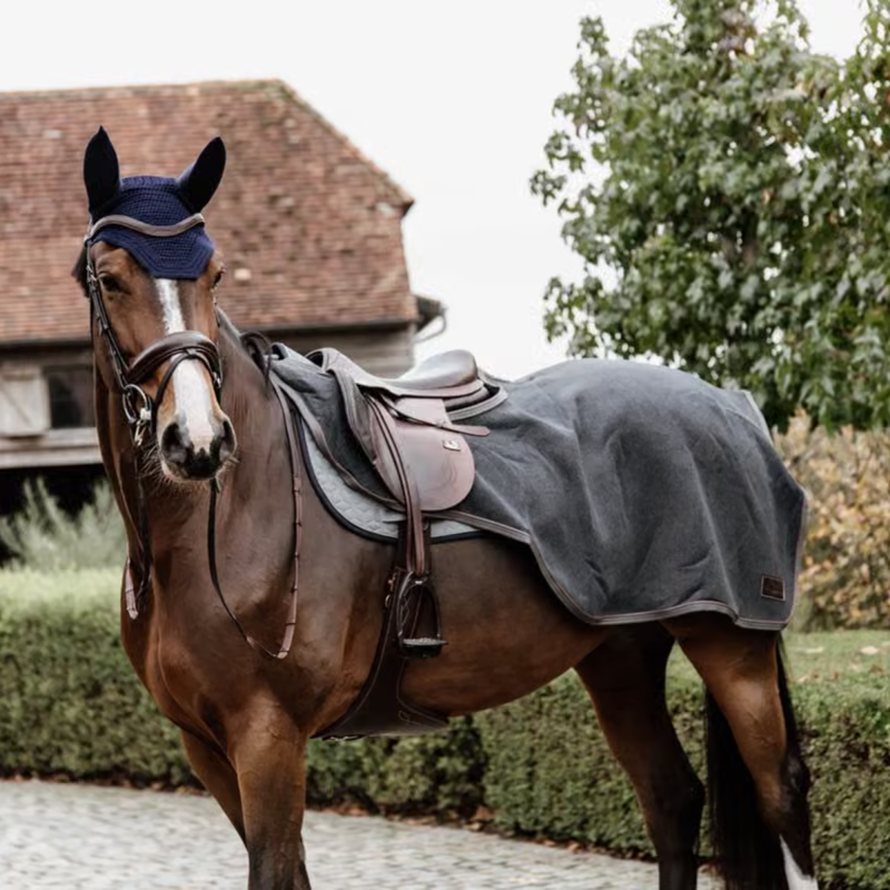 Kentucky Fleece Exercise Sheet - Dark Grey