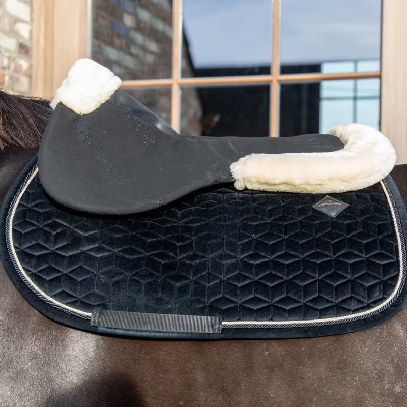 Kentucky Half Pad Impact Equalizer Sheepskin 10mm - Black