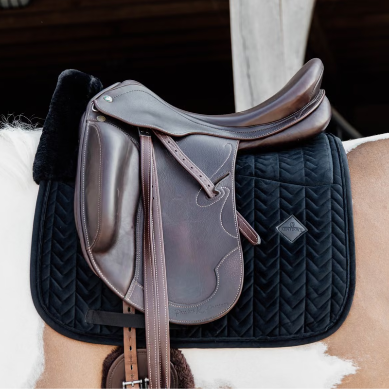 Kentucky Skin Friendly Velvet Dressage Saddlepad Full - Black