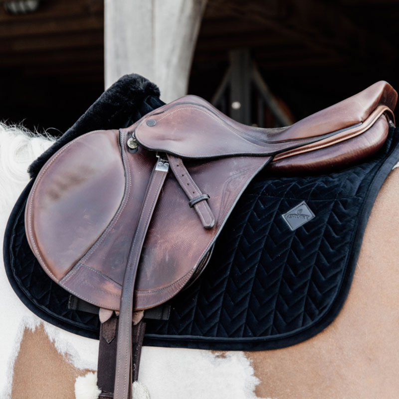 Kentucky Skin Friendly Velvet Jumping Saddlepad Full - Black