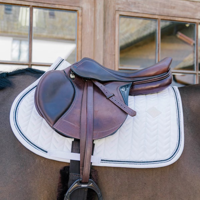 Kentucky Show Jumping Saddlepad with Metal Chain Full - White