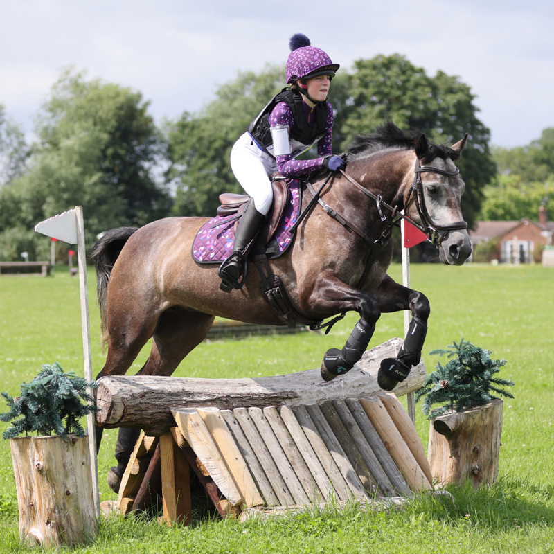 Aubrion Young Rider Hyde Park Saddlecloth - Flower-4