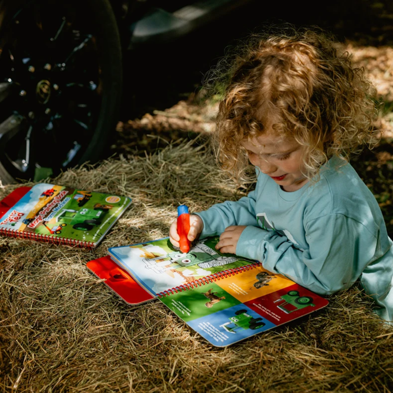 Tractor Ted Magic Painting Book - Machines-1