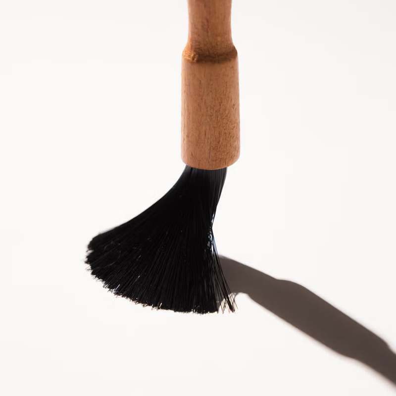 Grooming Deluxe Hoof Oil Brush-1