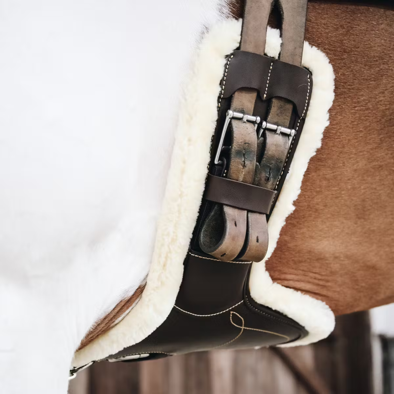 Kentucky Short Stud Girth - Brown-1