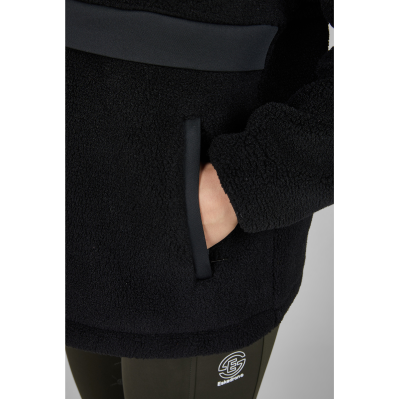 Eskadron Half-Zip Teddy Sweater Dynamic AW25 - Black-3