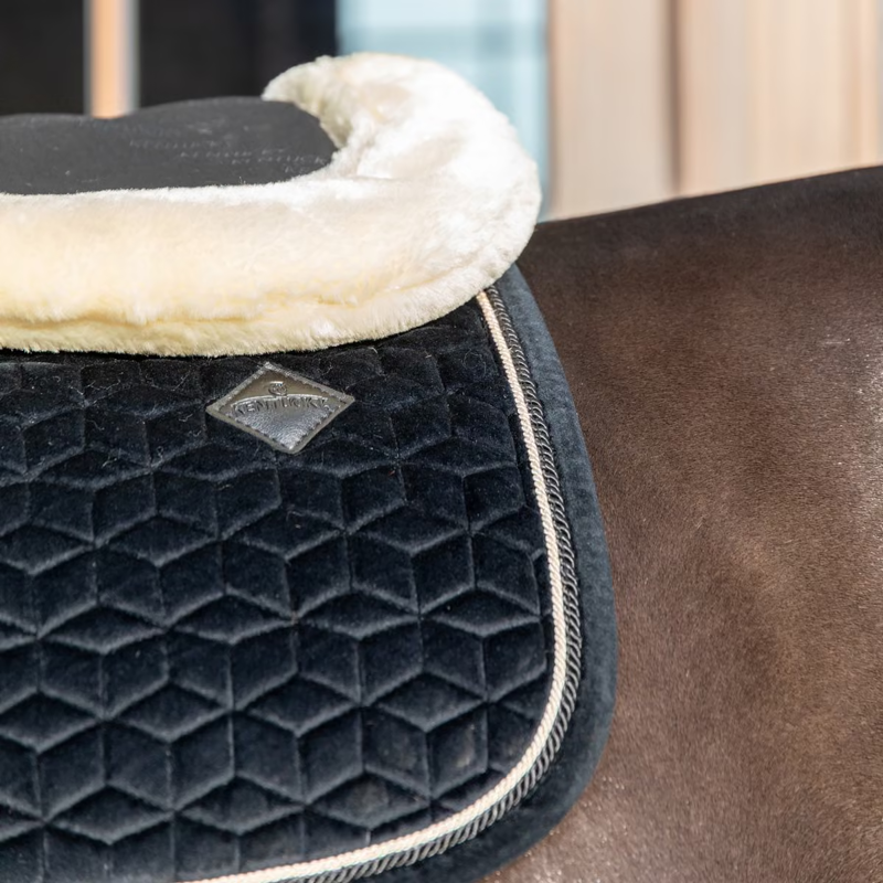 Kentucky Half Pad Impact Equalizer Sheepskin 10mm - Black-2
