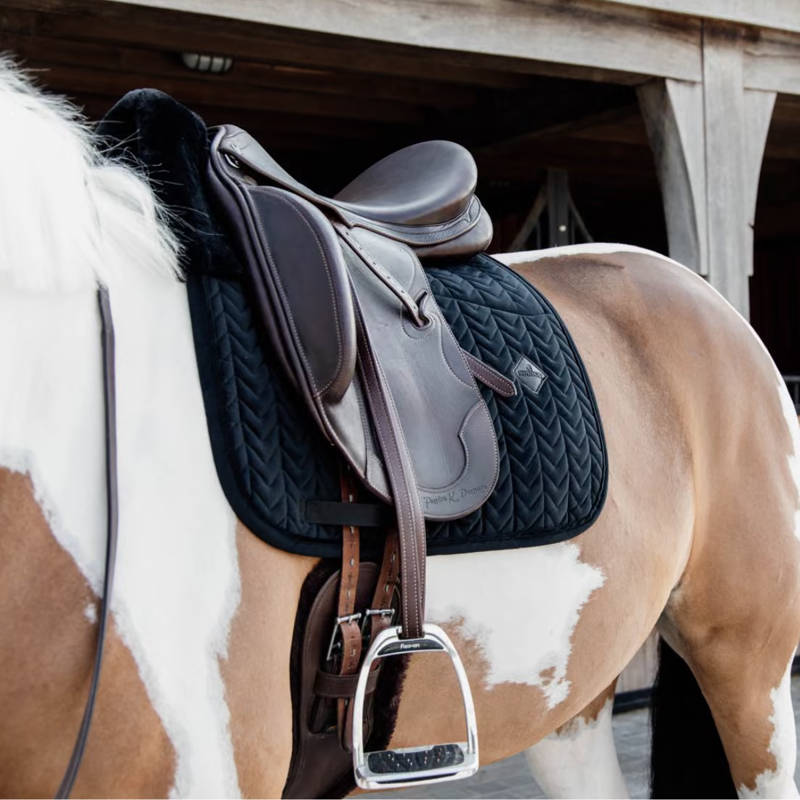 Kentucky Skin Friendly Velvet Dressage Saddlepad Full - Black-2
