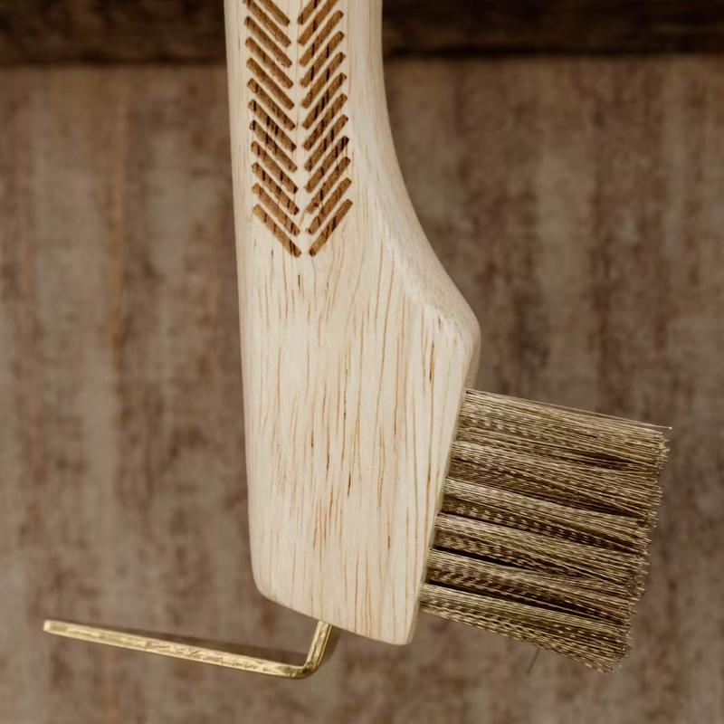 Grooming Deluxe Hoof Pick with Metal Bristle and Magnet-2