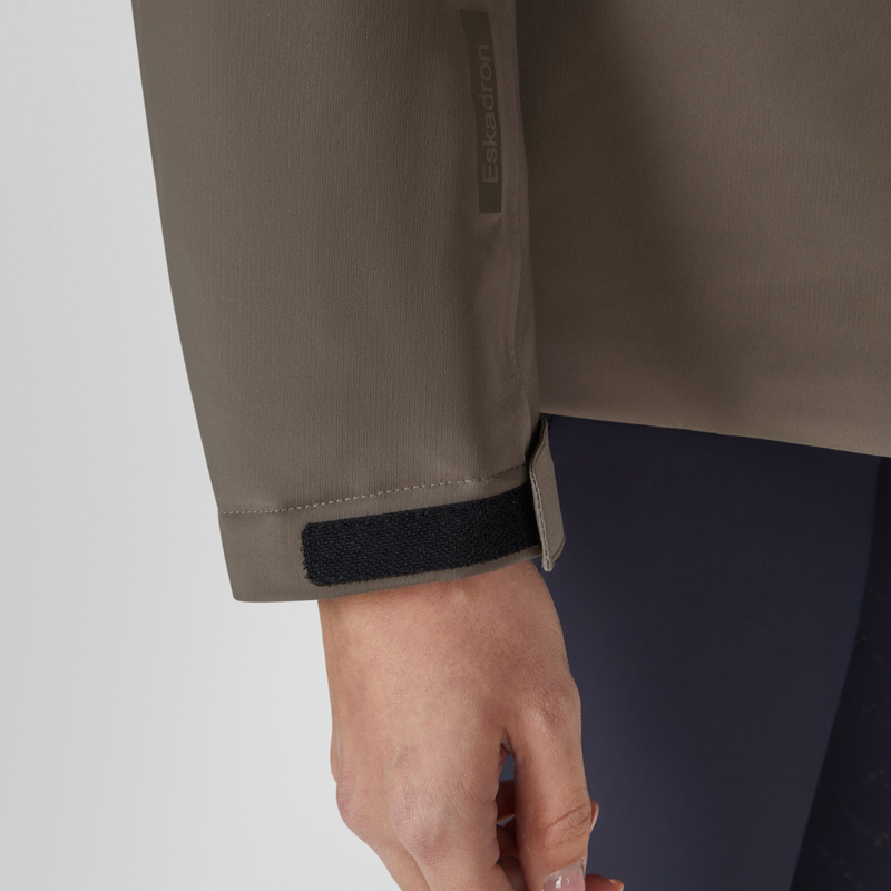 Eskadron Ladies Waterproof Jacket Dynamic AW26 - Powdertaupe-3