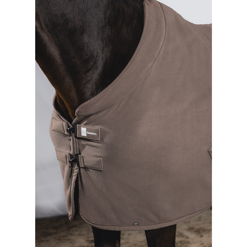Eskadron Double Fleece Sweat Rug Dynamic AW26 - Powder Taupe-1