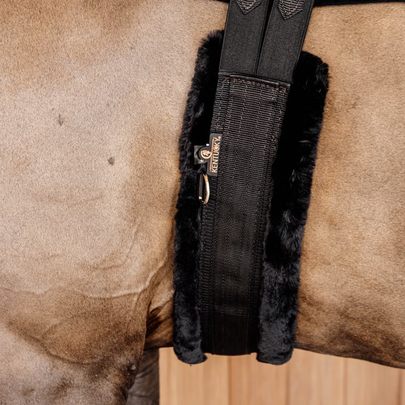 Kentucky Sheepskin Elasticated Girth - Black-1