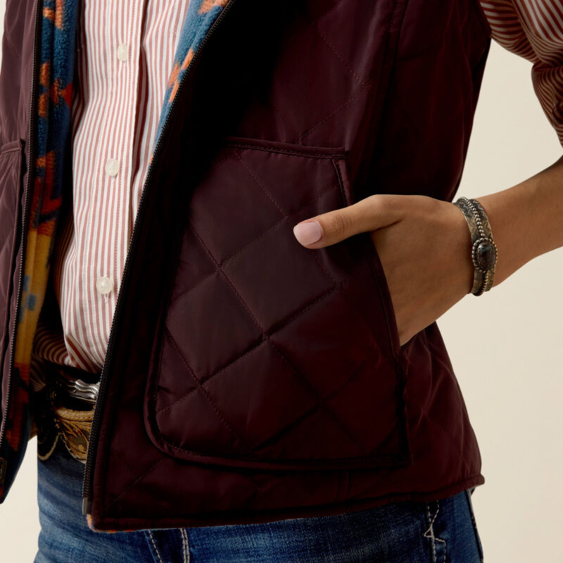 Ariat Women's Dilon 2.0 Reversible Insulated Vest - Chocolate Plum/Lakeside Southwest-4
