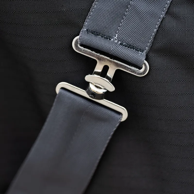 Imperial Riding Limited 100g Highneck Turnout Rug - Black-3