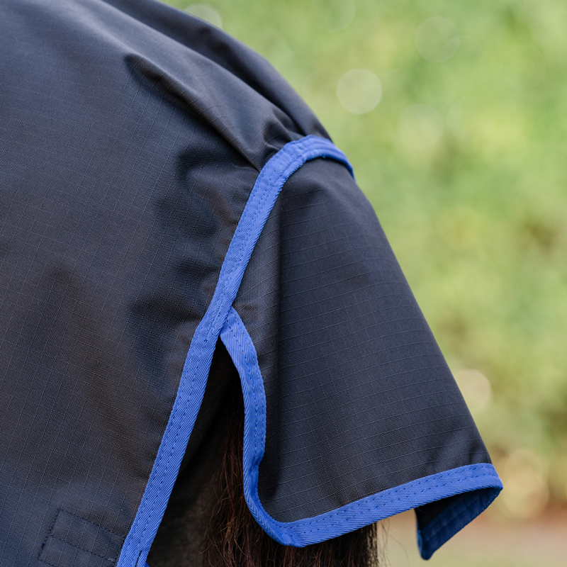 Horseware Amigo Ripstop 900D Petite 0g Turnout Rug - Black/Classic Blue-3
