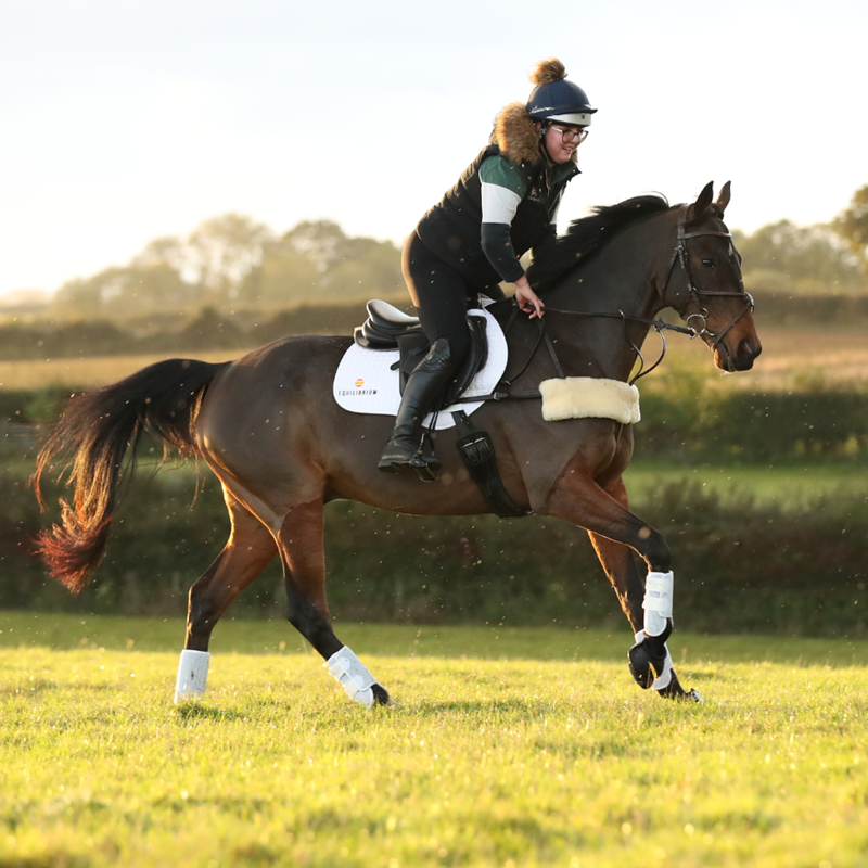 Equilibrium Tri-Zone All Sports Boots - White-4