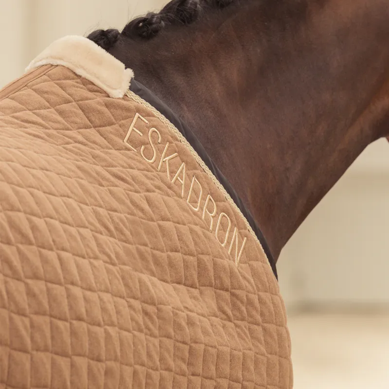 Eskadron Acrylic Quilted Sweat Rug Heritage AW24 - Almond-3