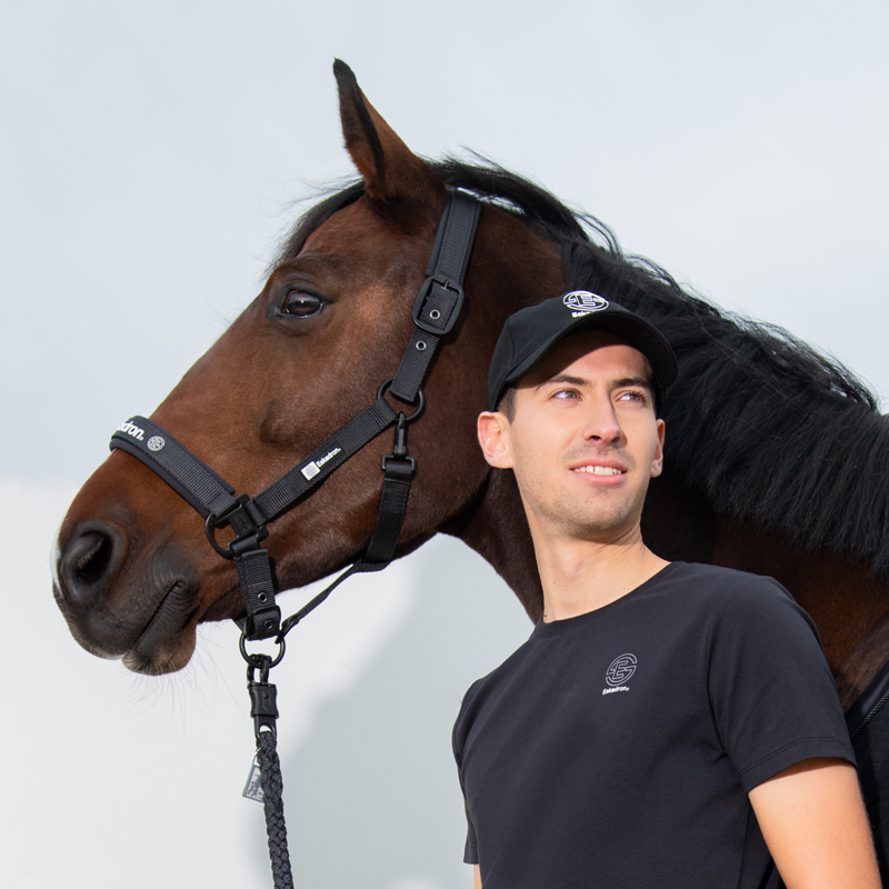 Eskadron Double Pin Headcollar Dynamic SS24 - Black-1