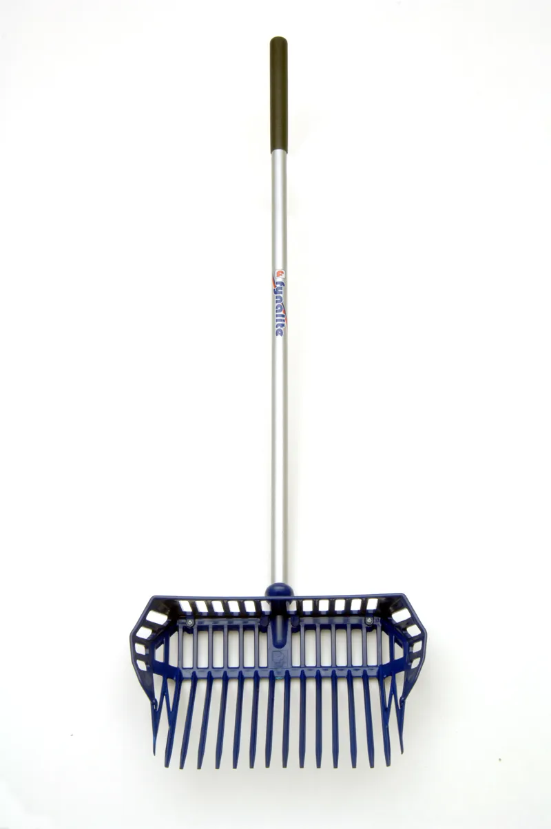 Fynalite XLCL Long Handle Shavings Fork With Cage