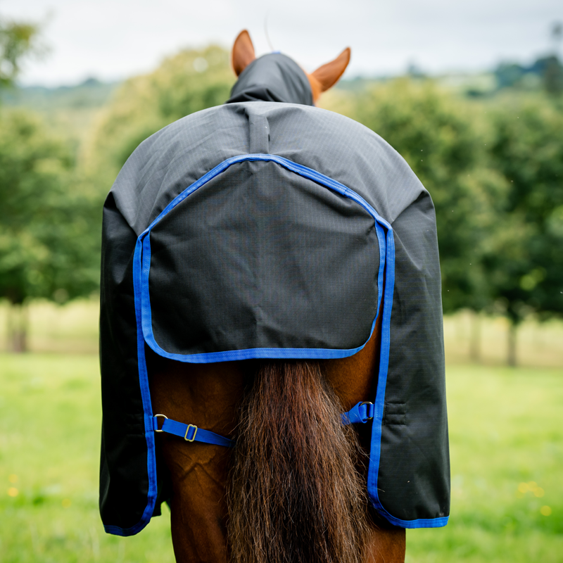 Horseware Amigo Ripstop 900 Fleece Lined Original 50g Turnout Rug - Black/Classic Blue-2