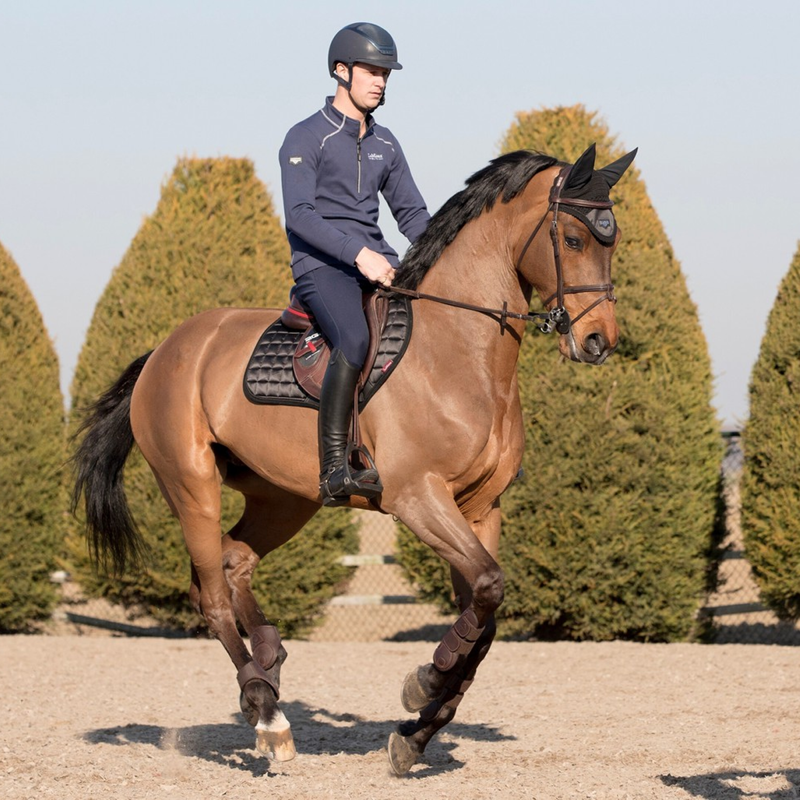 LeMieux Loire Classic Close Contact Square - Black-1