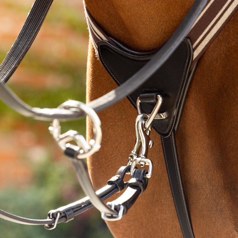 LeMieux Arika Elasticated Breastplate - Brown/Silver-1