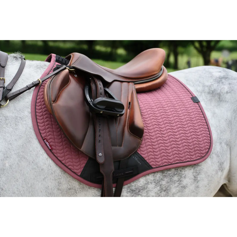 LeMieux Essence Eurojump Square - Rosewood-1